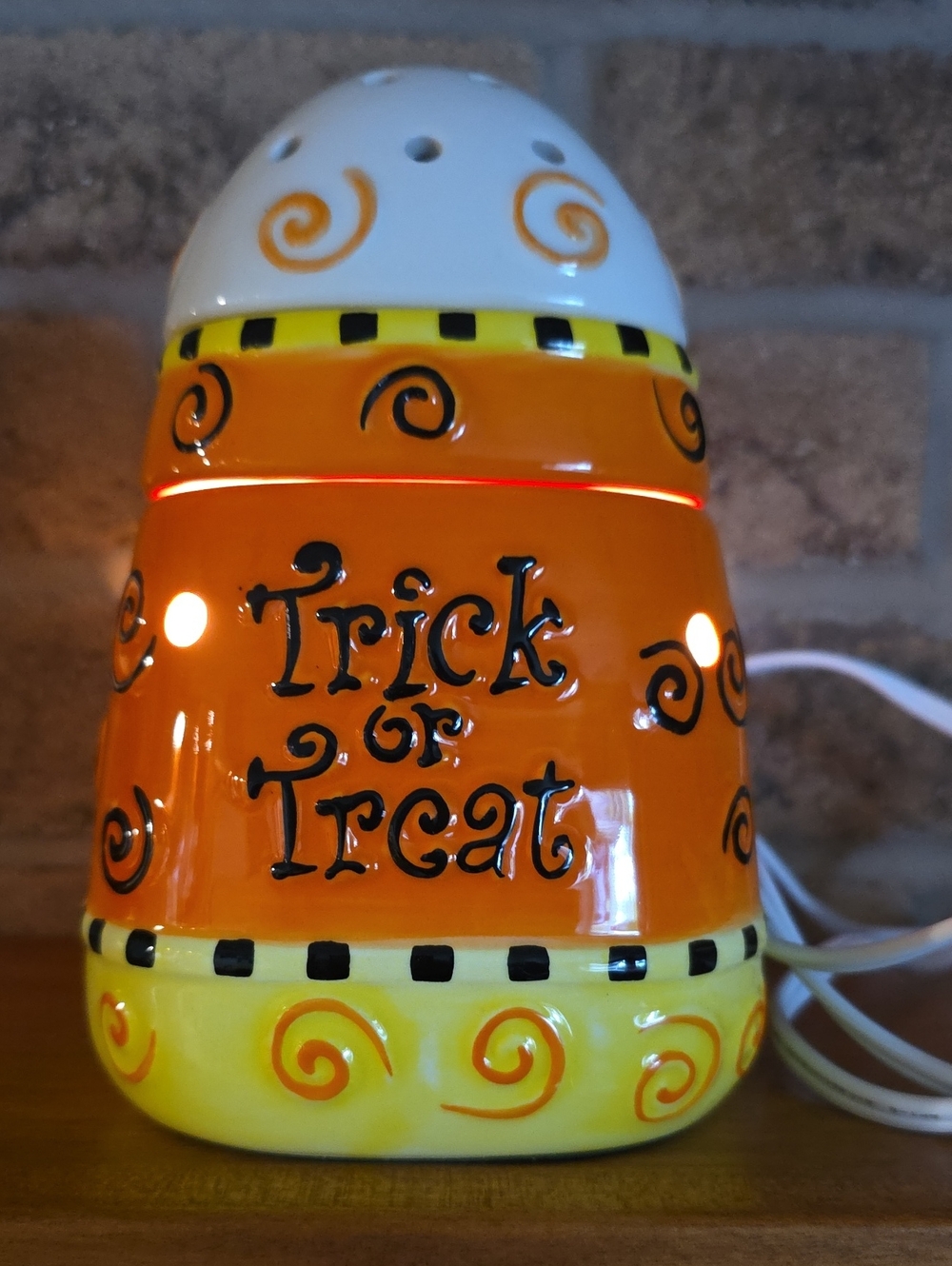 Candy Corn Trick or Treat Ceramic Wax Warmer - Orange & Yellow